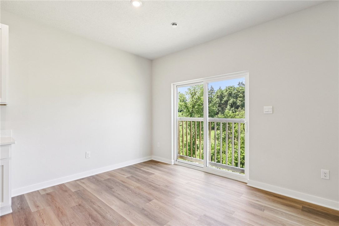 367 Leslie Farms Drive