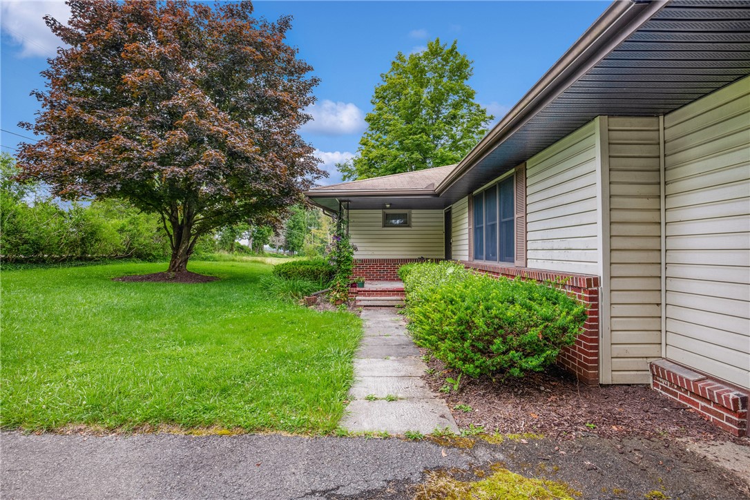 Middlecreek Twp, Pennsylvania 15557, United States, 3 Bedrooms Bedrooms, ,2 BathroomsBathrooms,Residential,Active,170188