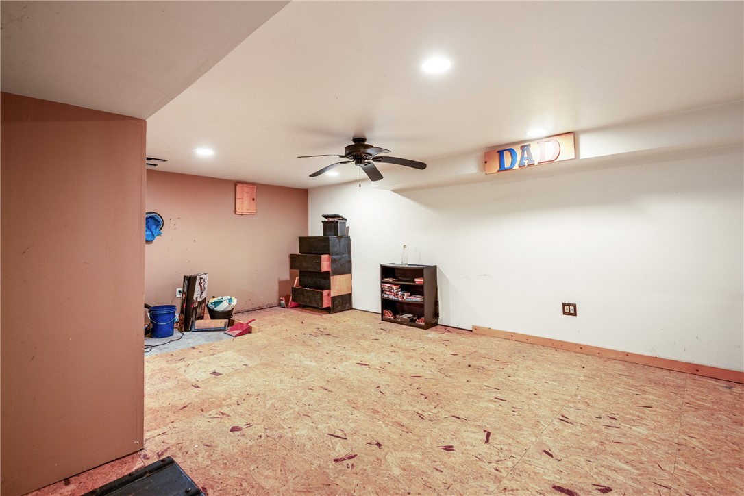 Middlecreek Twp, Pennsylvania 15557, United States, 3 Bedrooms Bedrooms, ,2 BathroomsBathrooms,Residential,Active,170188