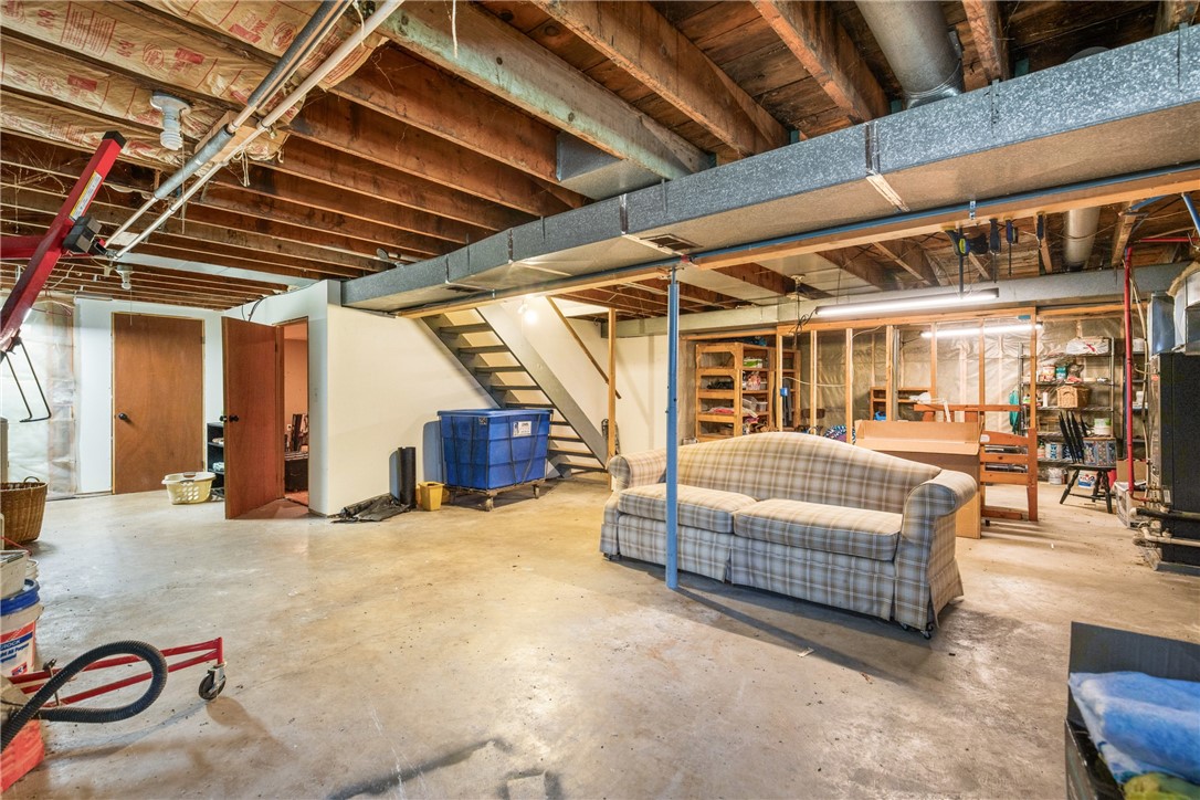 Middlecreek Twp, Pennsylvania 15557, United States, 3 Bedrooms Bedrooms, ,2 BathroomsBathrooms,Residential,Active,170188