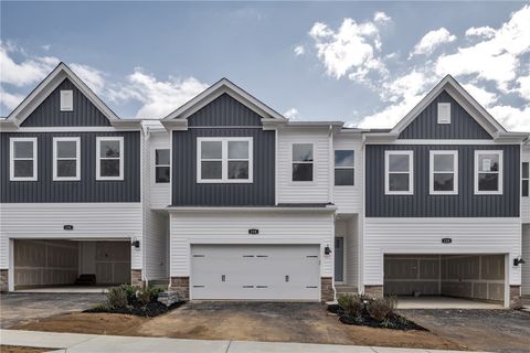 Photo of 130 Scotland Ln, Harmony, PA 16037 (MLS # 1727129)