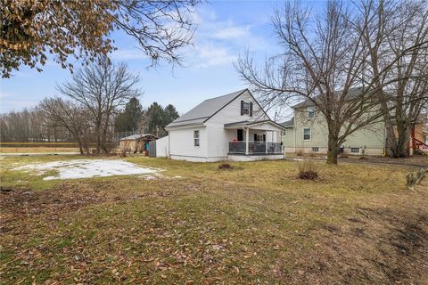 304 S Liberty St New Castle PA 16102