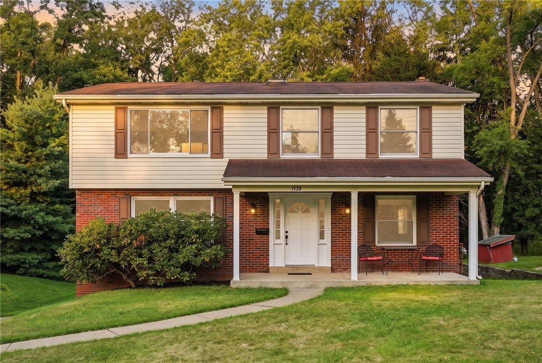 1138 Windmill Lane