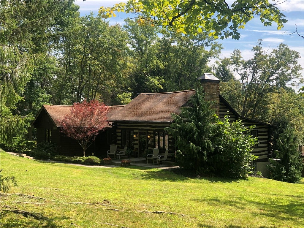 102 LAFAYETTE TRAIL