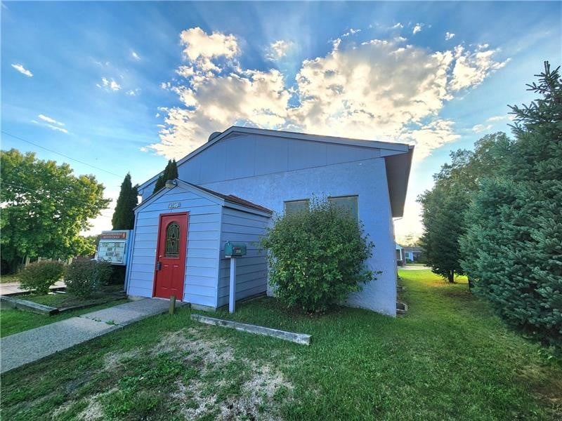 1512 Jackson Ave