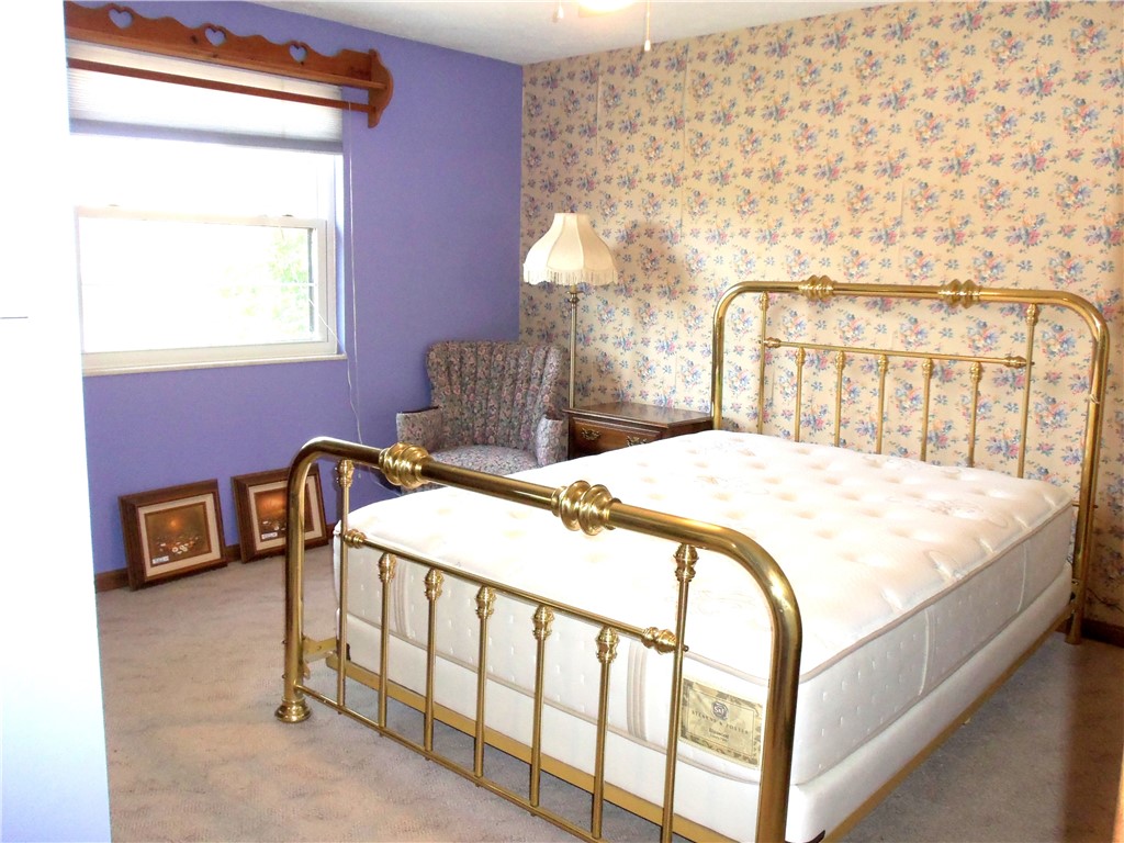 Peters Twp, Pennsylvania 15317, United States, 3 Bedrooms Bedrooms, ,3 BathroomsBathrooms,Residential,Pending,192641