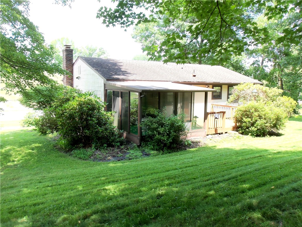 Peters Twp, Pennsylvania 15317, United States, 3 Bedrooms Bedrooms, ,3 BathroomsBathrooms,Residential,Pending,192641