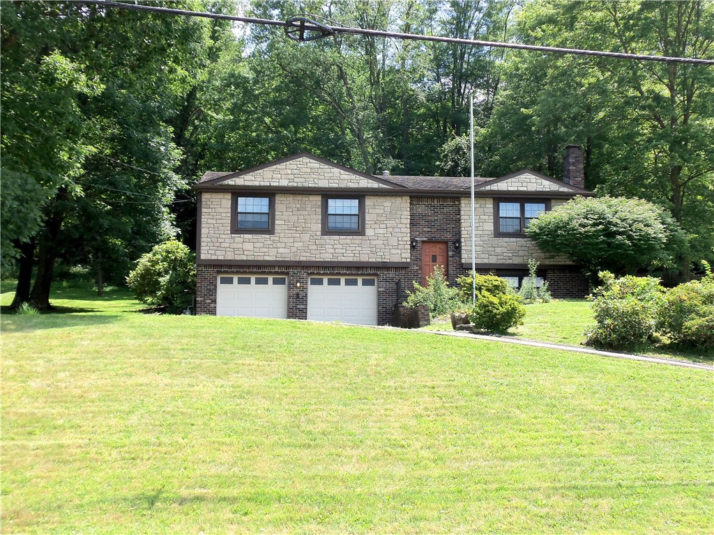 Peters Twp, Pennsylvania 15317, United States, 3 Bedrooms Bedrooms, ,3 BathroomsBathrooms,Residential,Pending,192641