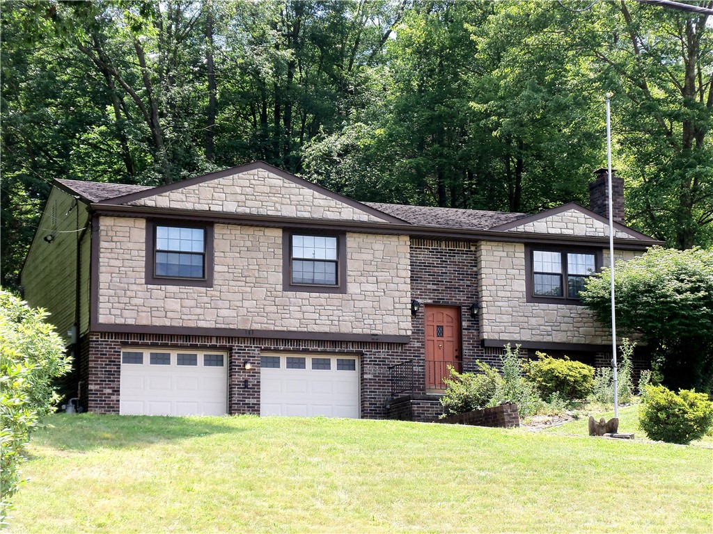 Peters Twp, Pennsylvania 15317, United States, 3 Bedrooms Bedrooms, ,3 BathroomsBathrooms,Residential,Pending,192641