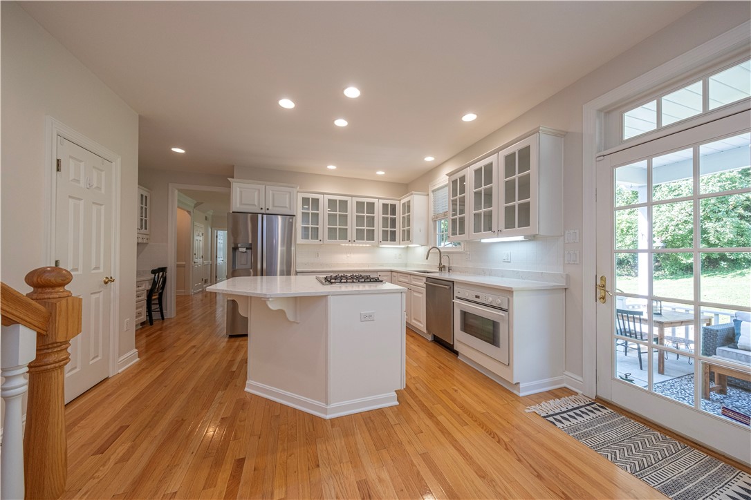 503 Sharon Rd