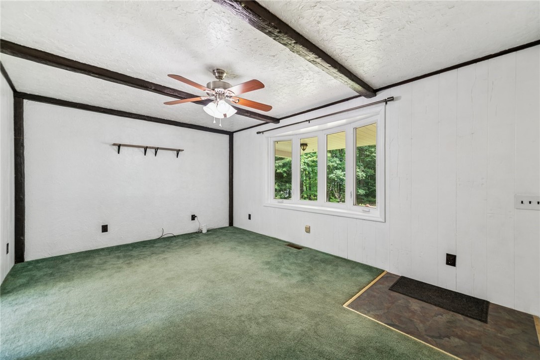 171 Beacon Light Rd