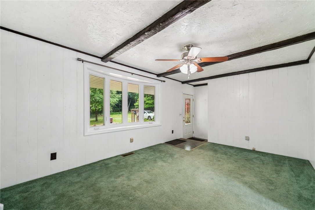 171 Beacon Light Rd