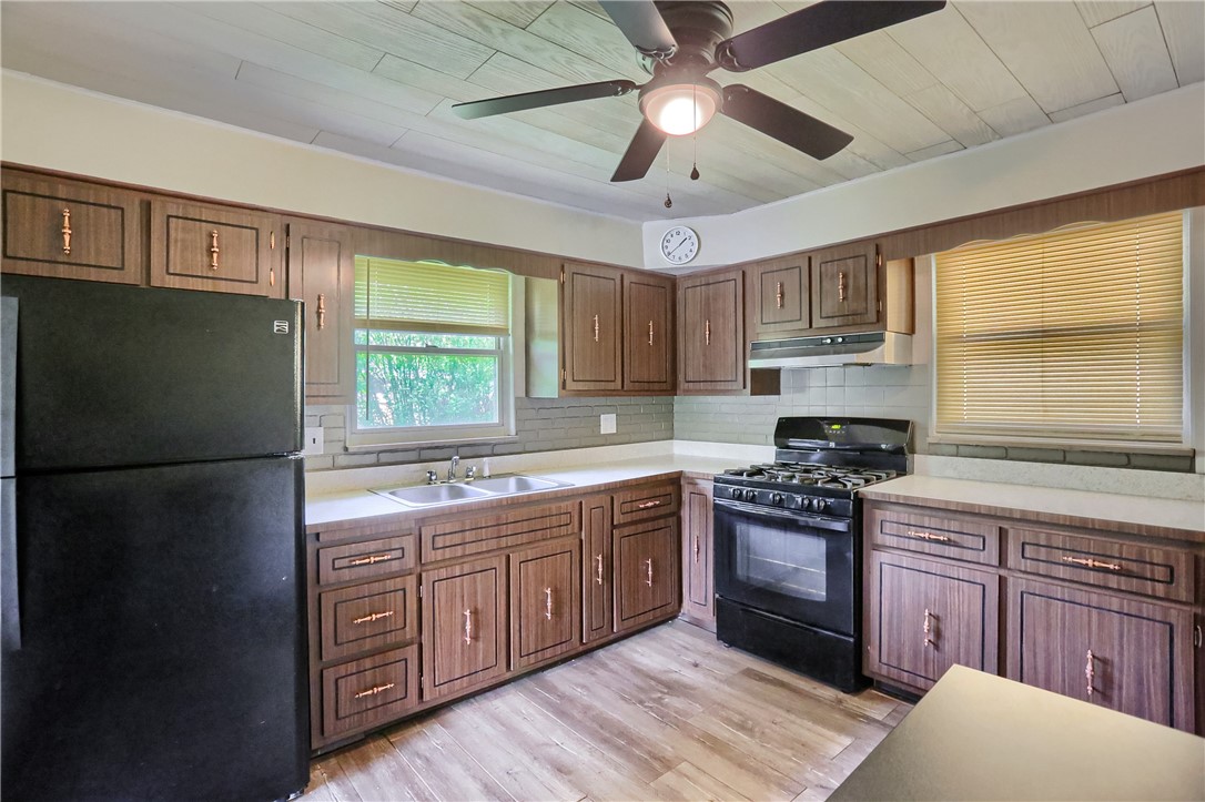 306 Pinevue Dr Dr, Monroeville, Pennsylvania image 6