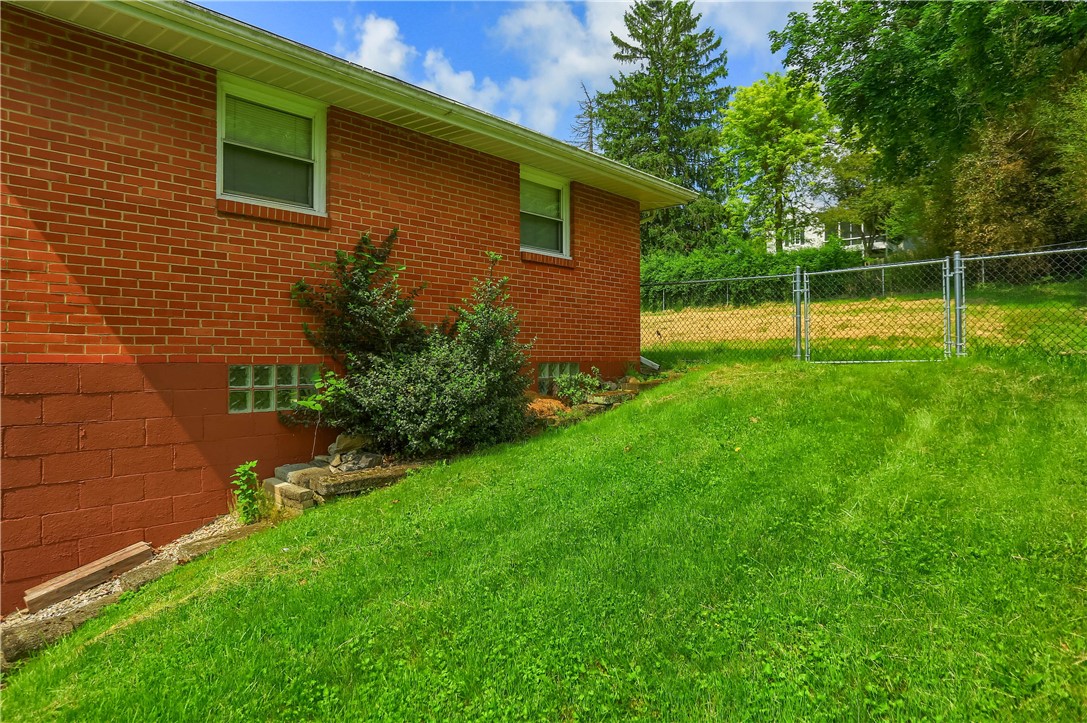 306 Pinevue Dr Dr, Monroeville, Pennsylvania image 22