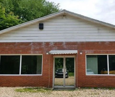 Photo of 563 Bash Rd, Indiana, PA 15701 (MLS # 1738926)