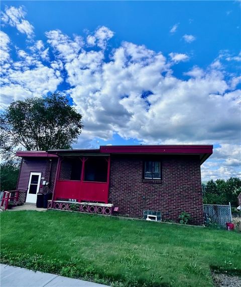 3003 Jersey St McKeesport PA 15132