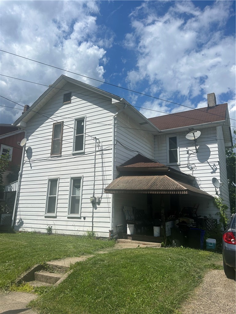 857 6th Ave