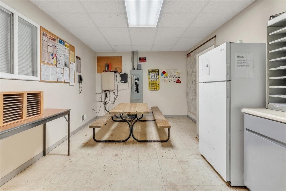 Summit Twp - But, Pennsylvania 16002, United States, ,Commercial,Active,153751