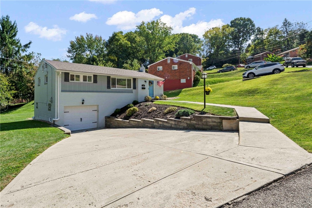 128 Winifred Dr