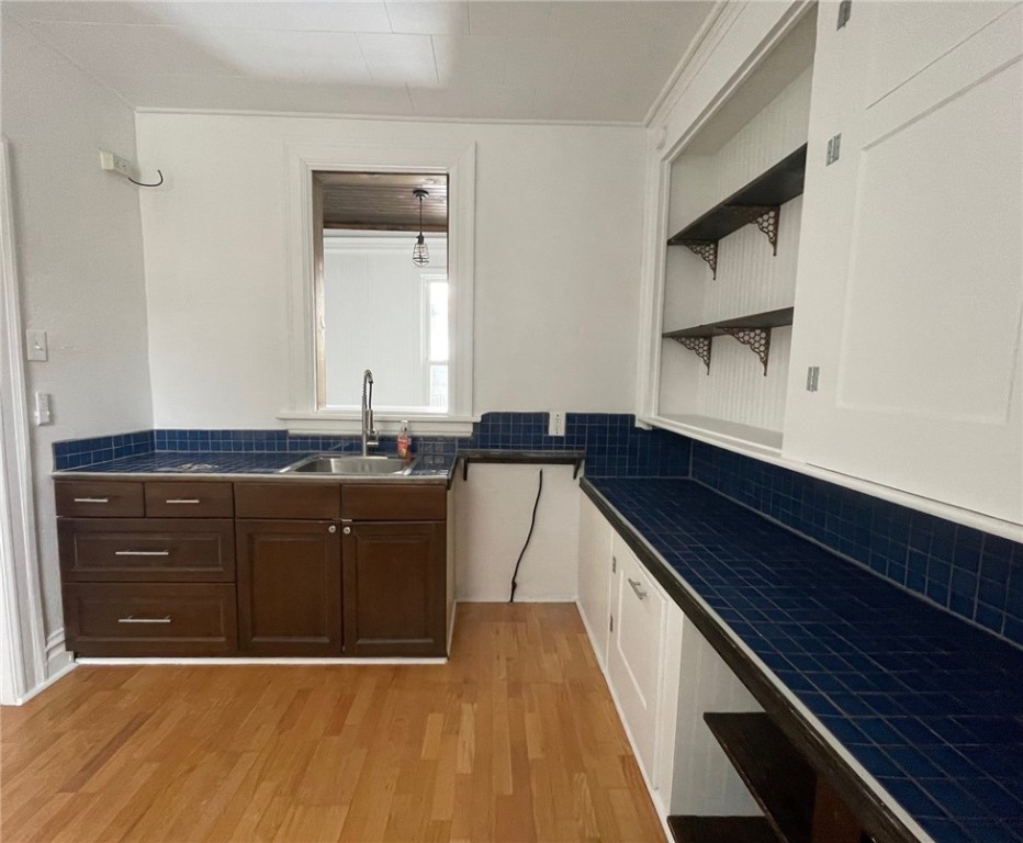 Dormont, Pennsylvania 15216, United States, 1 Bedroom Bedrooms, ,1 BathroomBathrooms,Residential,Active,4655