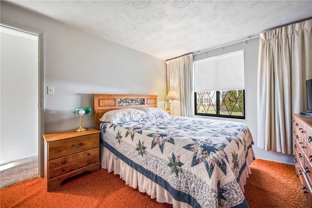 West Middlesex Boro, Pennsylvania 16159, United States, 3 Bedrooms Bedrooms, ,1 BathroomBathrooms,Residential,Contingent,23767