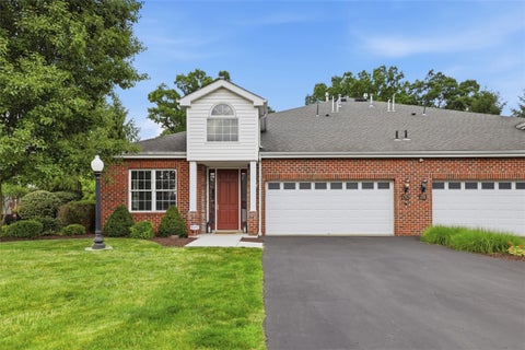 Photo of 4702 Senate Court, Valencia, PA 16059 (MLS # 1763270)