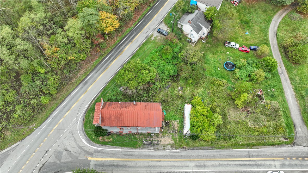 Amwell, Pennsylvania 15301, United States, 3 Bedrooms Bedrooms, ,2 BathroomsBathrooms,Residential,Active,221319