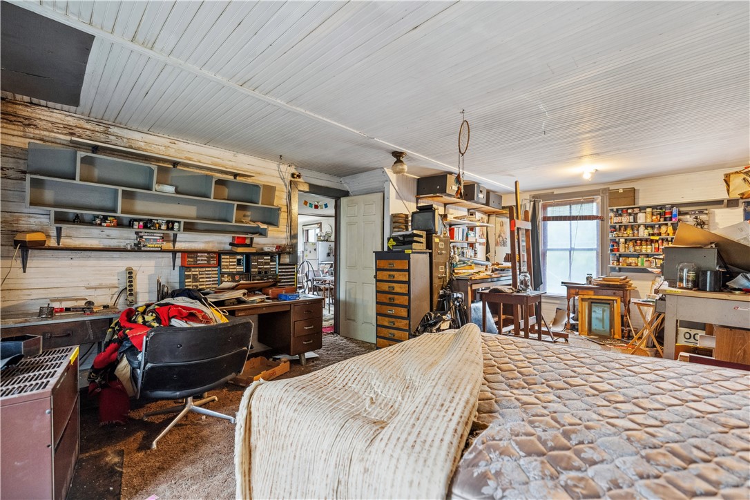 Amwell, Pennsylvania 15301, United States, 3 Bedrooms Bedrooms, ,2 BathroomsBathrooms,Residential,Active,221319