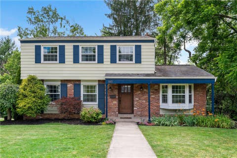 Photo for 1185 Satellite Cir
