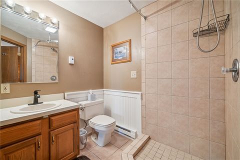 Townhouse in Hidden Valley PA 1831 Eagles Ridge Terrace 33.jpg