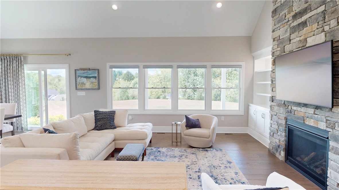 McDonald, Pennsylvania 15057, United States, 3 Bedrooms Bedrooms, ,3 BathroomsBathrooms,Residential,Active,252231