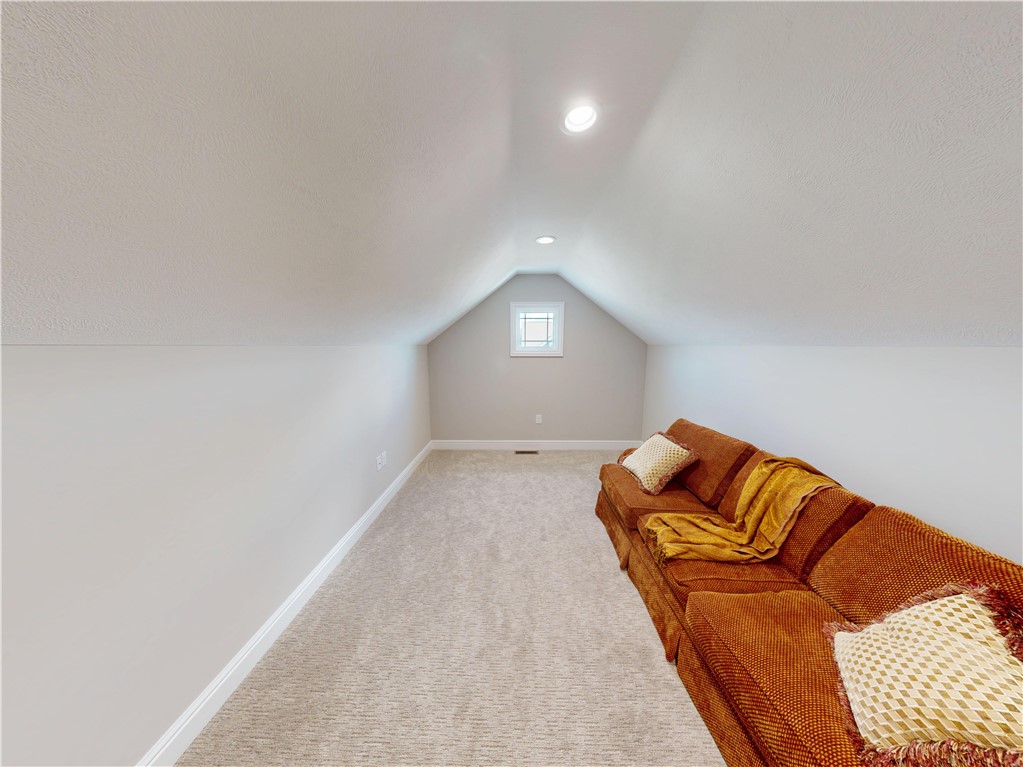 McDonald, Pennsylvania 15057, United States, 3 Bedrooms Bedrooms, ,3 BathroomsBathrooms,Residential,Active,252231