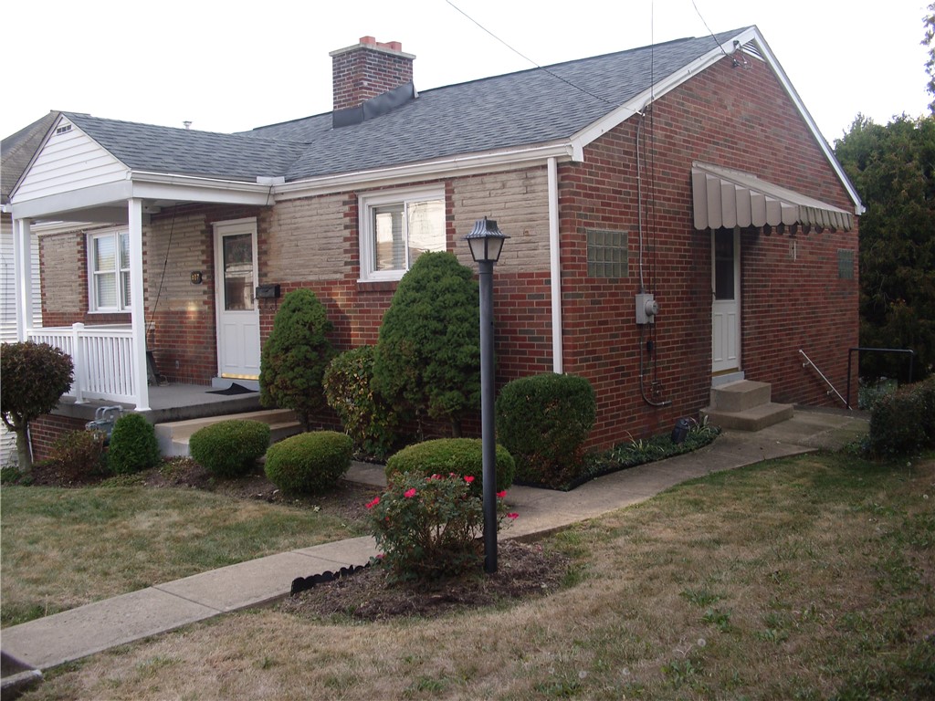 Canonsburg, Pennsylvania 15317, United States, 2 Bedrooms Bedrooms, ,2 BathroomsBathrooms,Residential,Active,212022