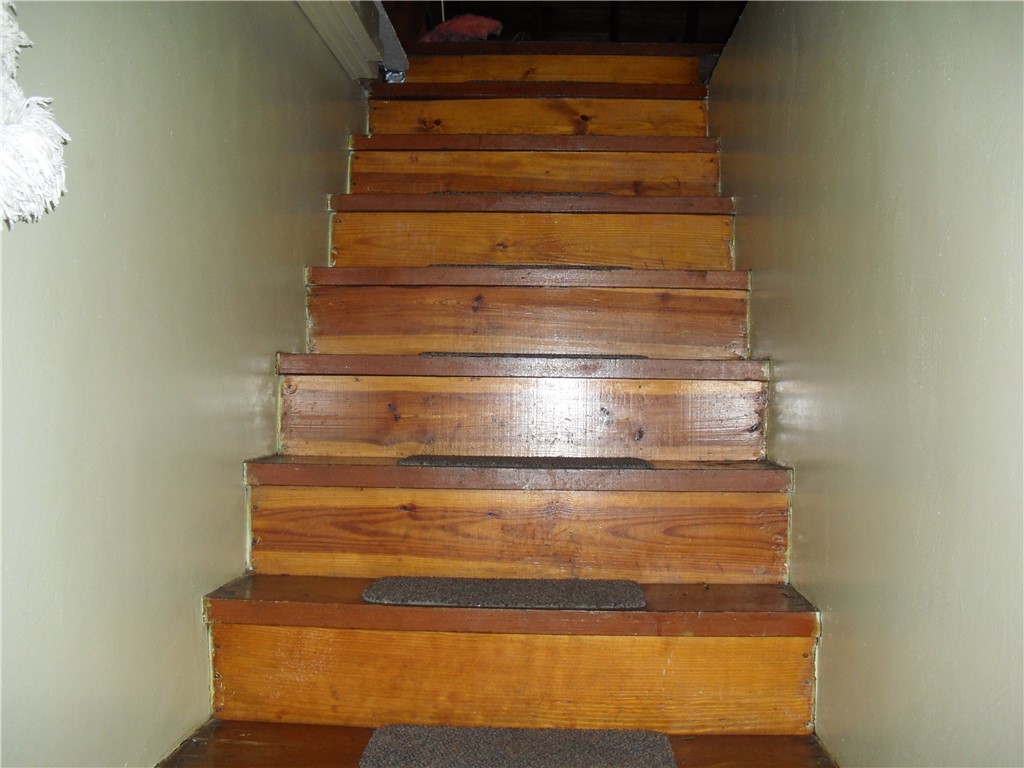 Canonsburg, Pennsylvania 15317, United States, 2 Bedrooms Bedrooms, ,2 BathroomsBathrooms,Residential,Active,212022