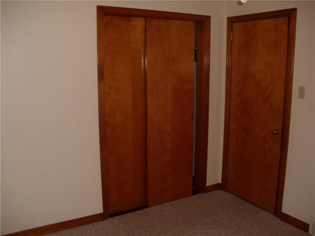 Canonsburg, Pennsylvania 15317, United States, 2 Bedrooms Bedrooms, ,2 BathroomsBathrooms,Residential,Active,212022