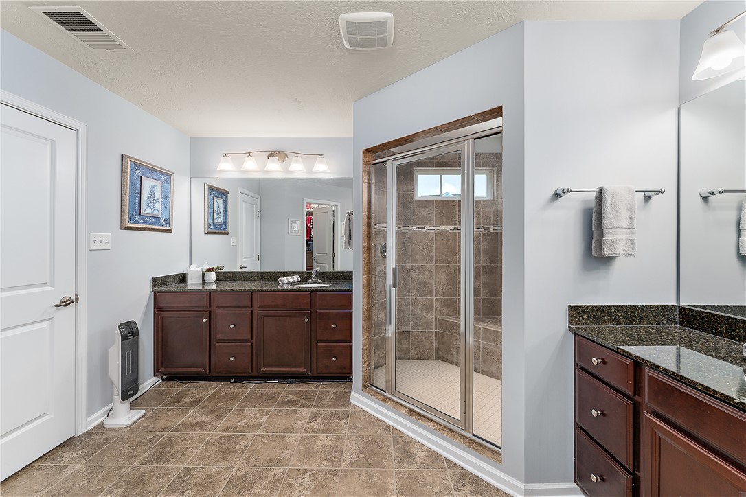 Sewickley Hills Boro, Pennsylvania 15143, United States, 4 Bedrooms Bedrooms, ,3 BathroomsBathrooms,Residential,Contingent,82144