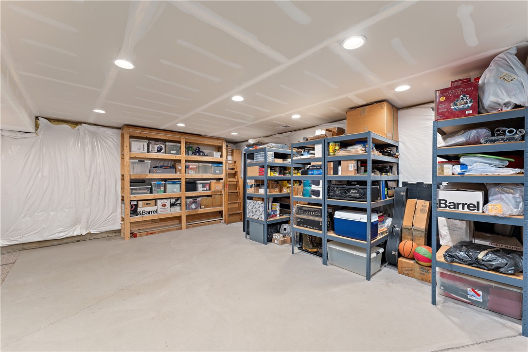 Sewickley Hills Boro, Pennsylvania 15143, United States, 4 Bedrooms Bedrooms, ,3 BathroomsBathrooms,Residential,Contingent,82144