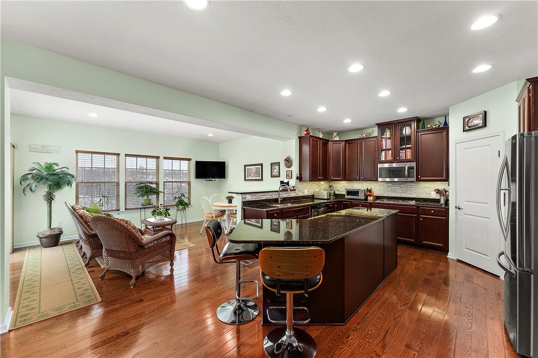 Sewickley Hills Boro, Pennsylvania 15143, United States, 4 Bedrooms Bedrooms, ,3 BathroomsBathrooms,Residential,Contingent,82144