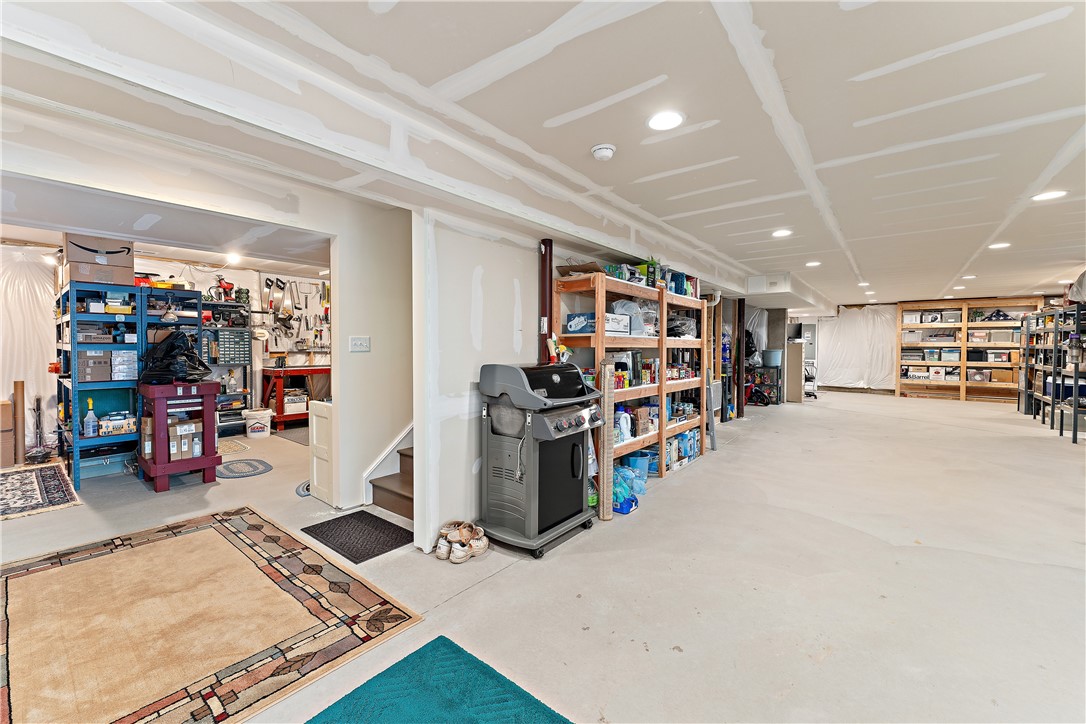 Sewickley Hills Boro, Pennsylvania 15143, United States, 4 Bedrooms Bedrooms, ,3 BathroomsBathrooms,Residential,Contingent,82144