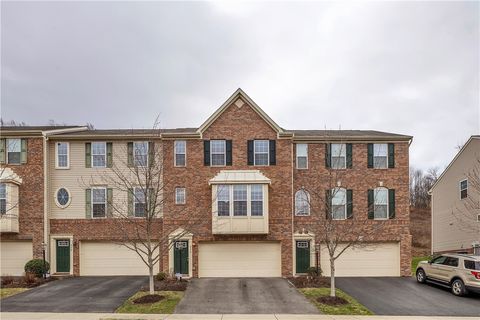 Photo of 230 Broadstone Dr, Mars, PA 16046 (MLS # 1743327)