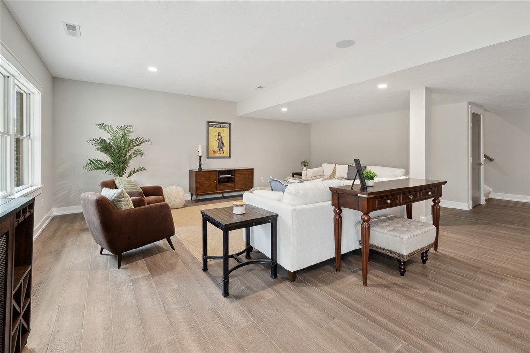 Marshall, Pennsylvania 15005, United States, 6 Bedrooms Bedrooms, ,7 BathroomsBathrooms,Residential,Active,192194