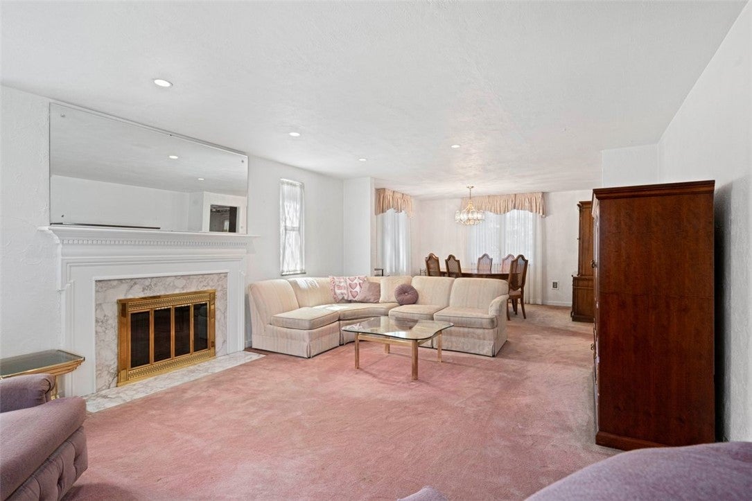 104 Highland Rd