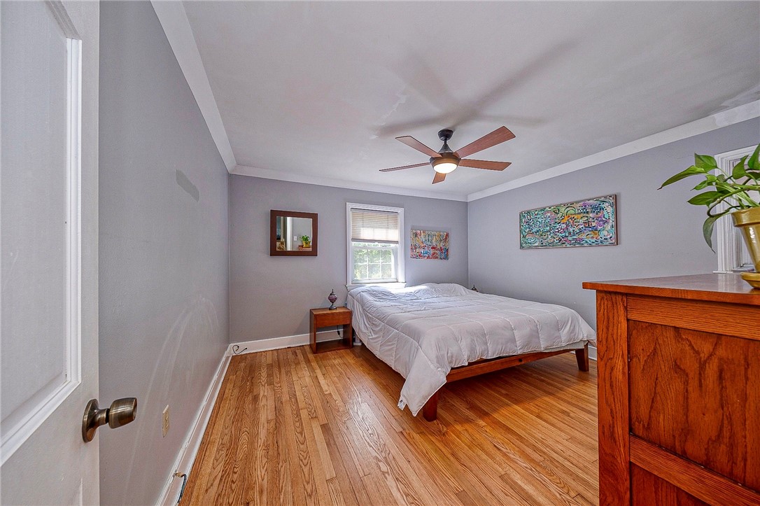 165 W Hutchinson Ave