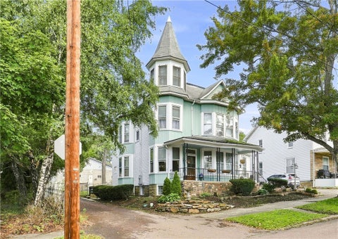 Photo for 321 North St