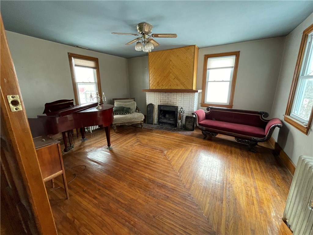 Jefferson Twp - But, Pennsylvania 16056, United States, 4 Bedrooms Bedrooms, ,2 BathroomsBathrooms,Residential,Contingent,32869