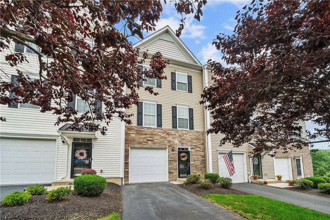 34 Truman Circle