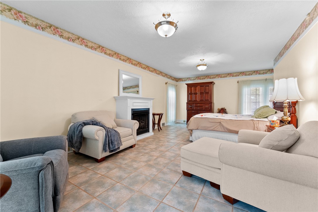534 N Main St, Masontown, Pennsylvania image 21