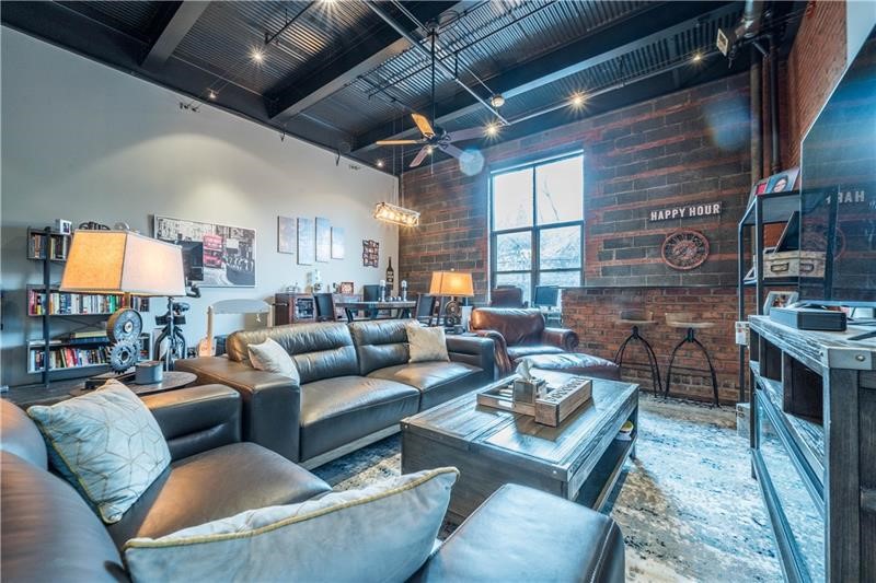 South Side, Pennsylvania 15203, United States, 2 Bedrooms Bedrooms, ,2 BathroomsBathrooms,Residential,Active,175751