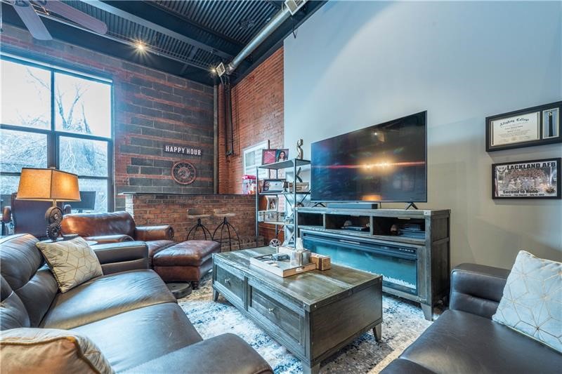 South Side, Pennsylvania 15203, United States, 2 Bedrooms Bedrooms, ,2 BathroomsBathrooms,Residential,Active,175751