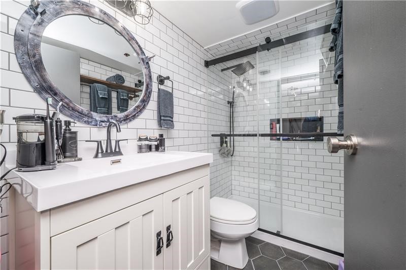 South Side, Pennsylvania 15203, United States, 2 Bedrooms Bedrooms, ,2 BathroomsBathrooms,Residential,Active,175751